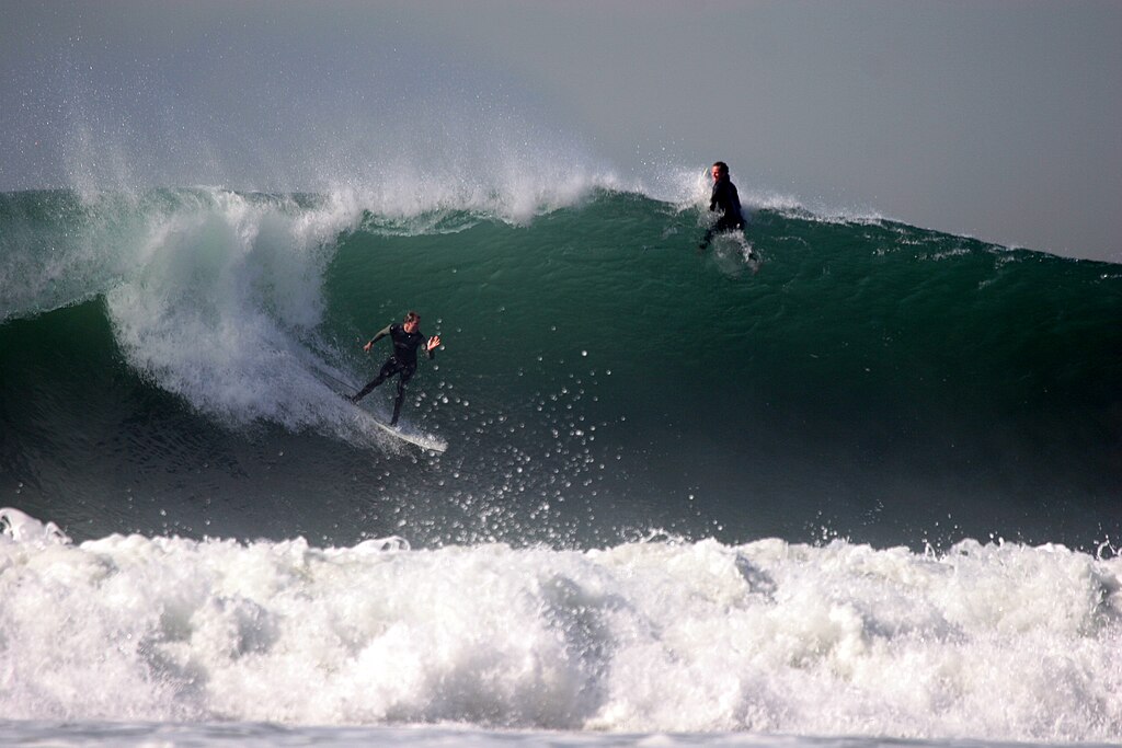 Wikimedia Commons- Surfing