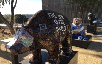 Ceramic bears show up on campus to celebrate diversity. Elizabeth Ortiz for Orange Appeal